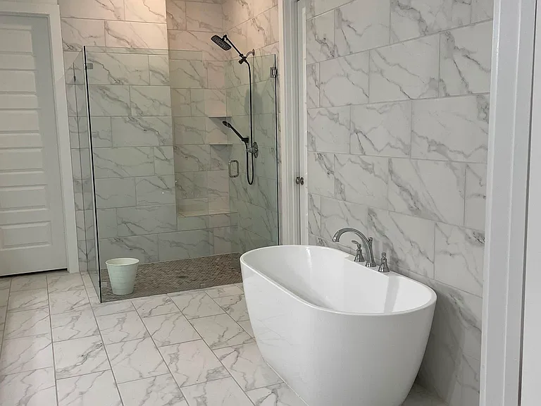 712 Pinnacle View Dr — Photo 2