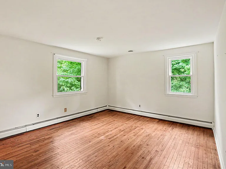 712 E Pine Ford Rd — Photo 15