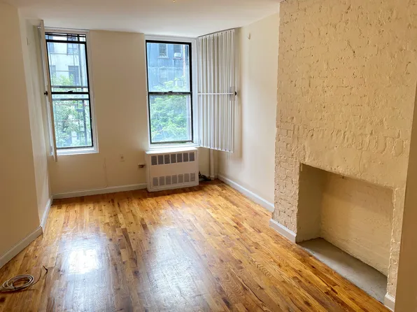 326 East 6th Street image 1 of 9