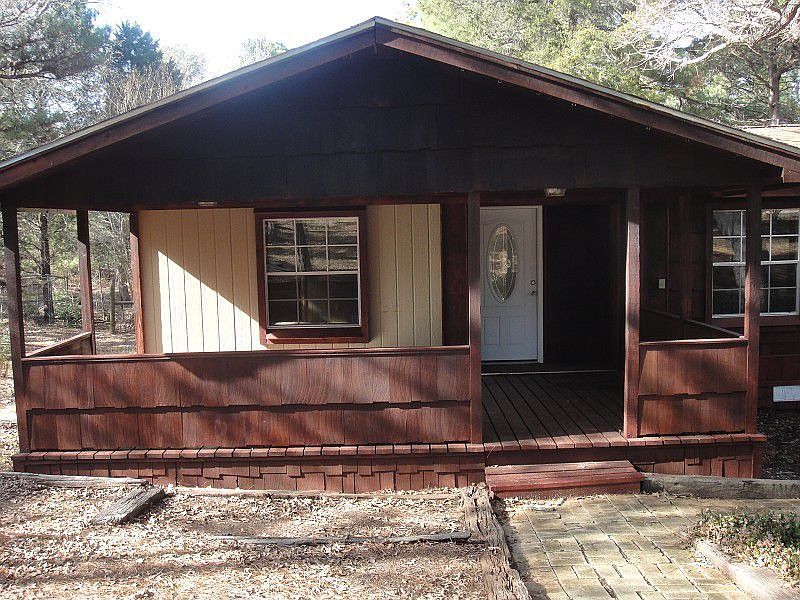 1st image of 120 Chippewa Trl