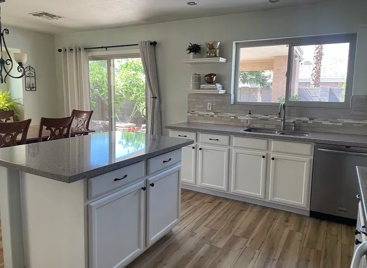 454 W Midland Ln — Photo 23
