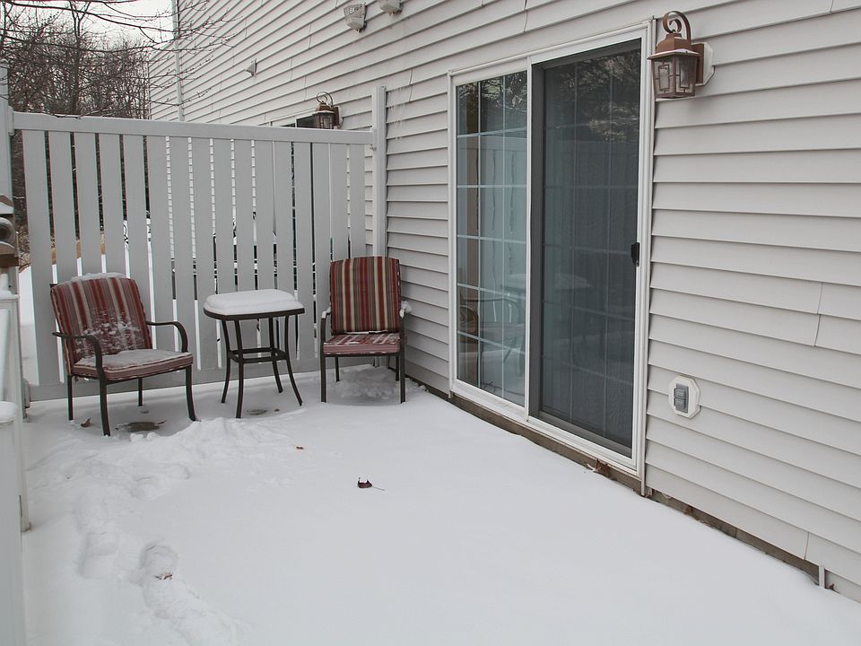 2nd image of 4921 Grenwich Ave N