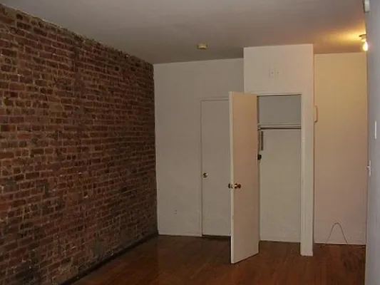 Rented by Rent Manhattan | media 8