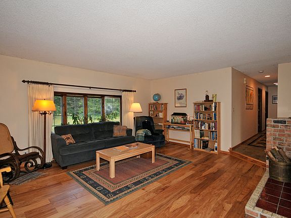 2nd image of 82631 Barbre Rd