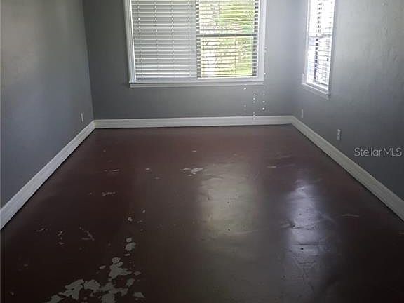 5th image of 812 W Smith St