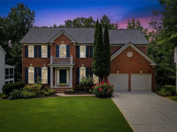 770 Glastonbury Ct, Cumming, GA 30041