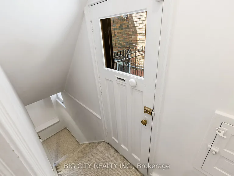 104 Donlea Dr — Photo 26