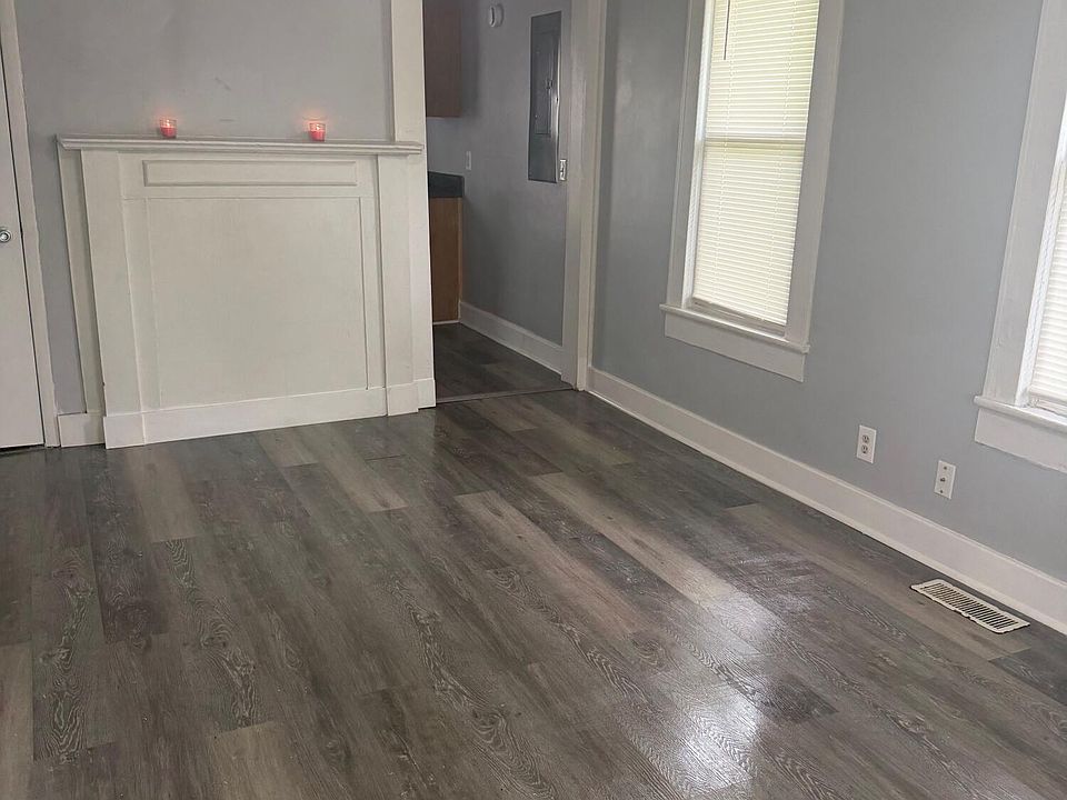 2nd image of 4802 Oakland Ave