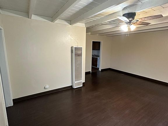 3rd image of 337 W Hampton Way