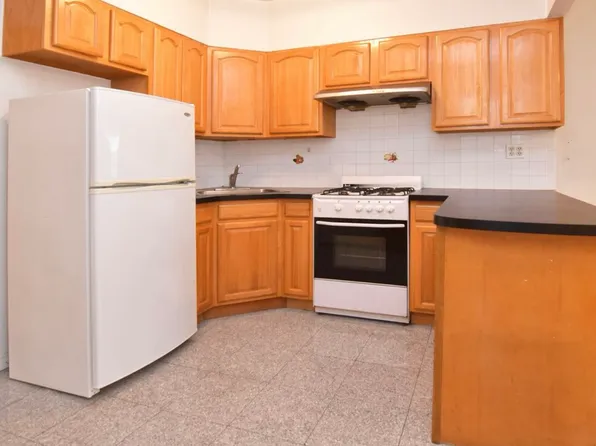 1164 1st Avenue 1-18 image 2 of 8