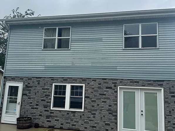 601 Sparks St, Delmar, IA 52037