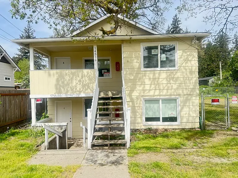 14518 Portland Ave SW #A — Photo 1