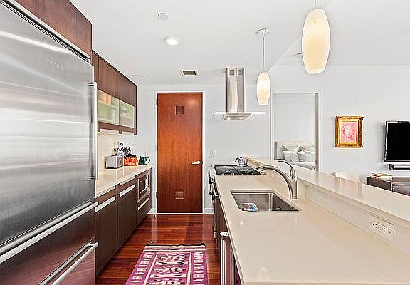 4th image of 50 W 15th St APT 3B