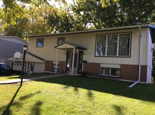 104 2nd St S, Dakota City, IA 50529