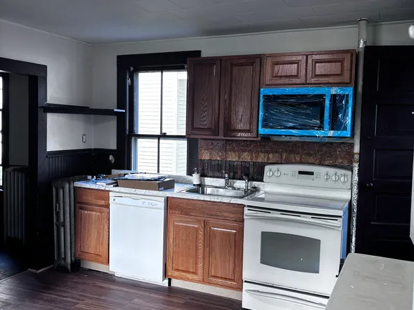 (undisclosed Address), Windsor, CT 06095