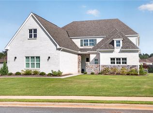 1427 Bramble Ln, Opelika, AL 36801