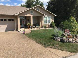 1014 Beacon Ridge Dr, Lake Ozark, MO 65049