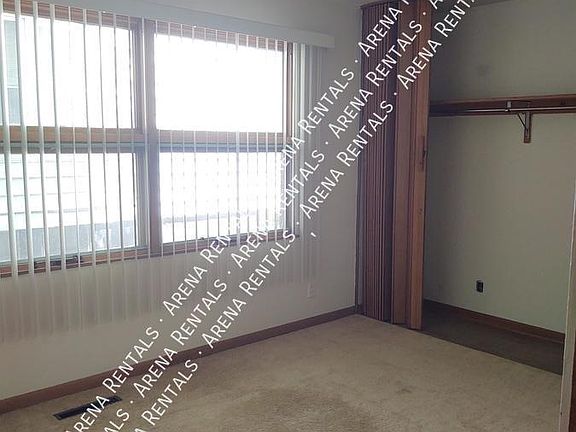 3rd image of 322 N 1st St #102
