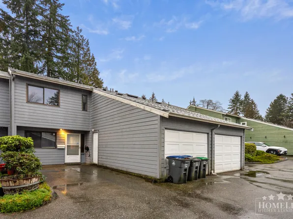 9976 149th St #2, Surrey, BC V3R 7W7