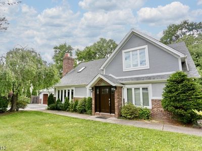 543 Burlington St, Paramus, NJ, 07652