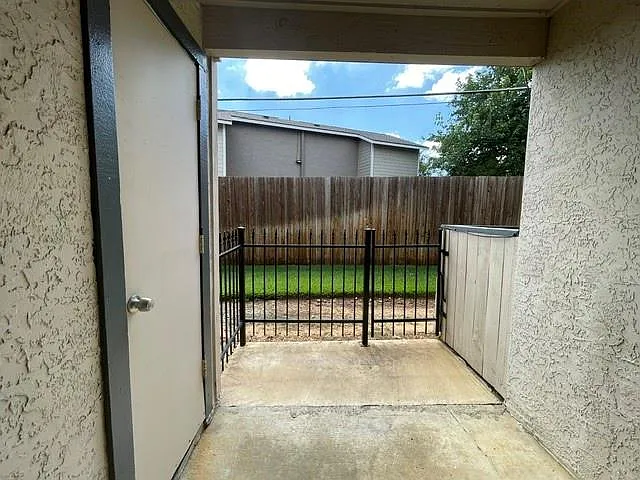 Picture 12