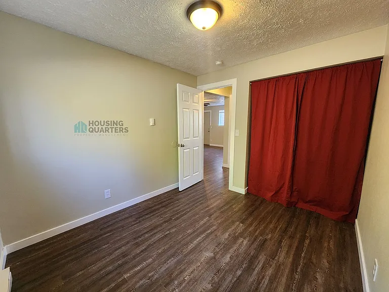 2915 N Mayfair St — Photo 25