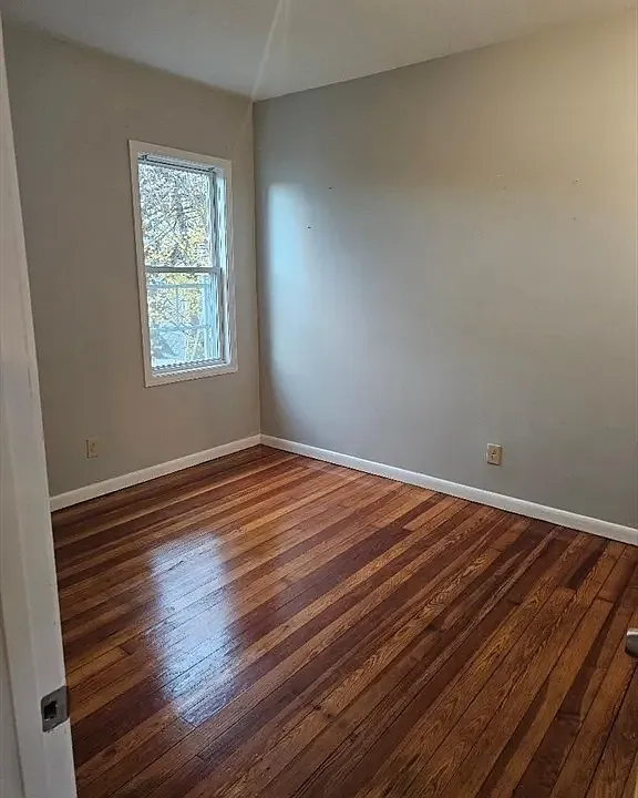 bedrooom 2