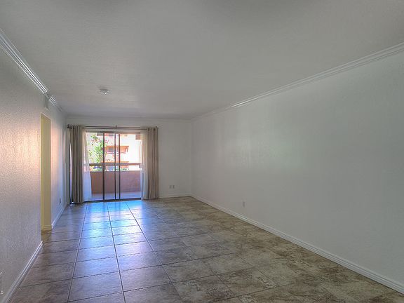 2nd image of 12212 N Paradise Village Pkwy S #223A