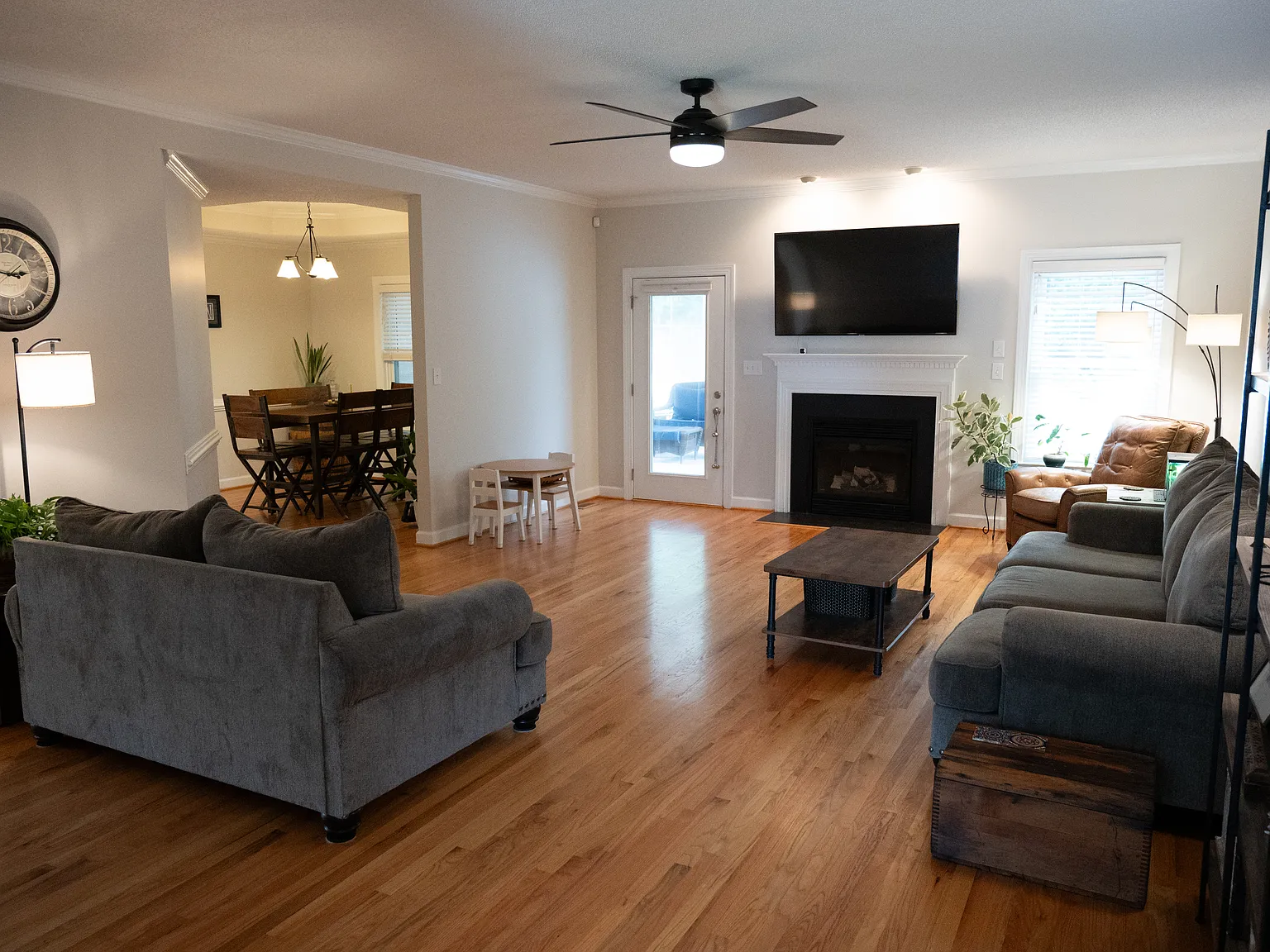 847 Stone Cross Dr — Photo 4