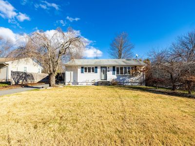42 Avery Road, Newington, CT, 06111