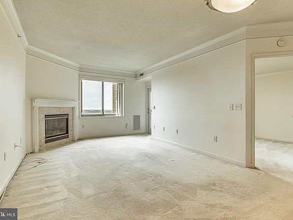 4th image of 901 N Monroe St APT 1314