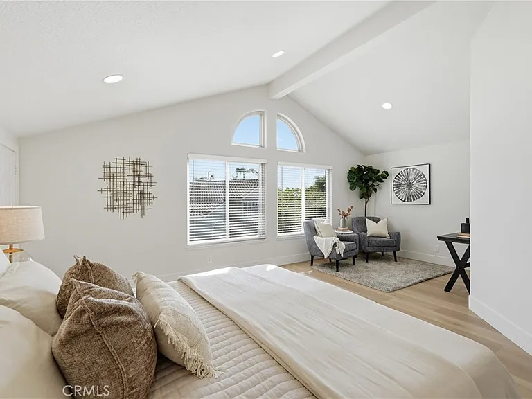 7 San Vincente — Photo 26