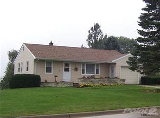 3640 Crescent Rdg, Dubuque, IA 52003