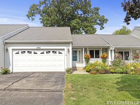 290 Winter Oak E, Holland, MI 49424