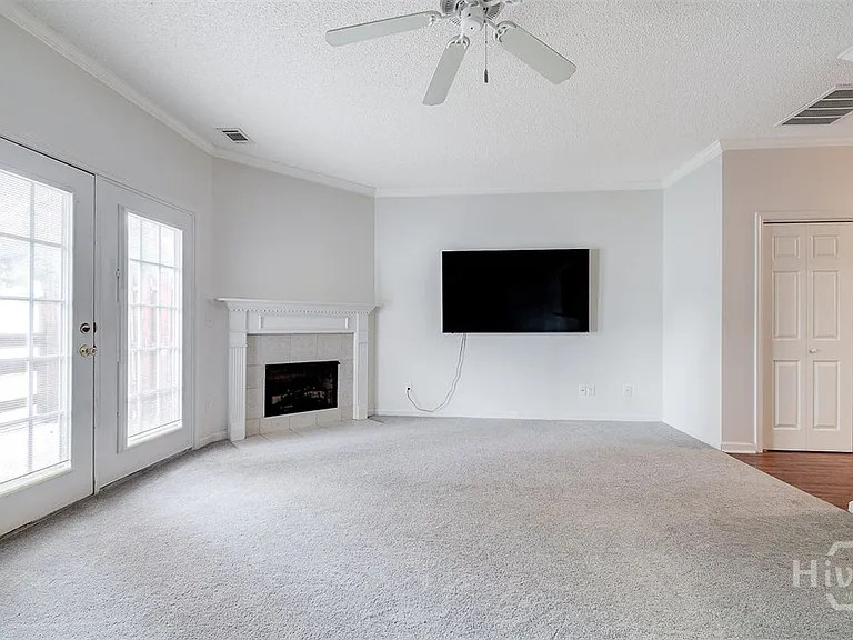 400 Tibet Ave #5 — Photo 16