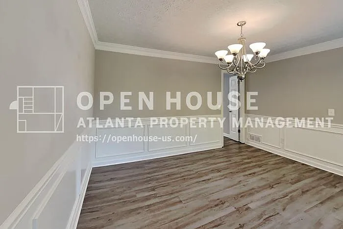 2100 Glenridge Ct — Photo 7