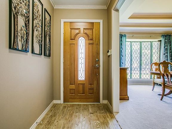 3rd image of 9734 Amberley Dr