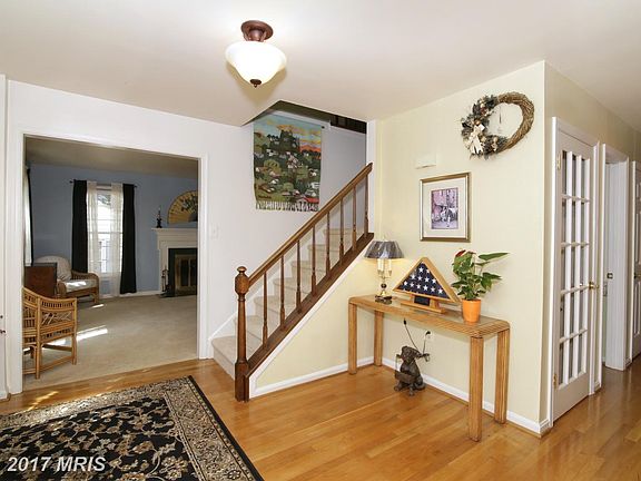 5th image of 8950 Kenilworth Dr