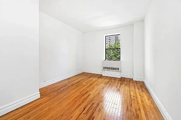 Rented by REAL New York | media 18