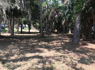 3304 Myrtle St, Edisto Island, SC 29438