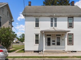 322 N Railroad St, Palmyra, PA 17078