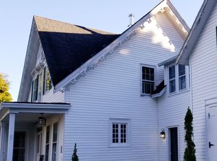5 Birch St, Rockport, ME 04856