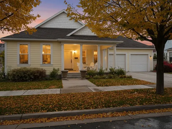 10711 S Navarro Way, South Jordan, UT 84009