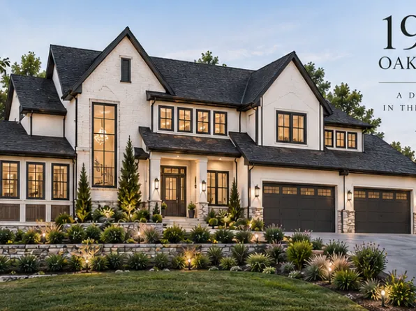 1915 Oakland Rd, Minnetonka, MN 55305