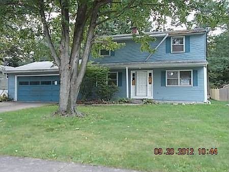 1st image of 4945 Hollyview Dr