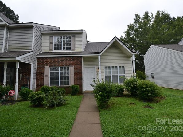 7627 Petrea Ln