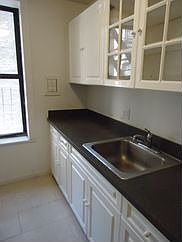 3rd image of 555 W 160th St APT 21
