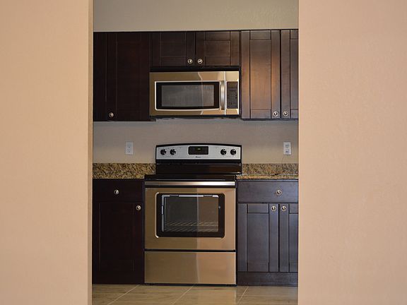 5th image of 4312 Akita Dr