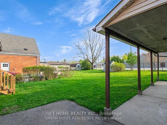 3rd image of 47 Ellis Cres N