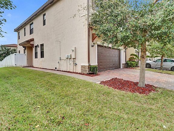 5th image of 4616 NW 59th St #0